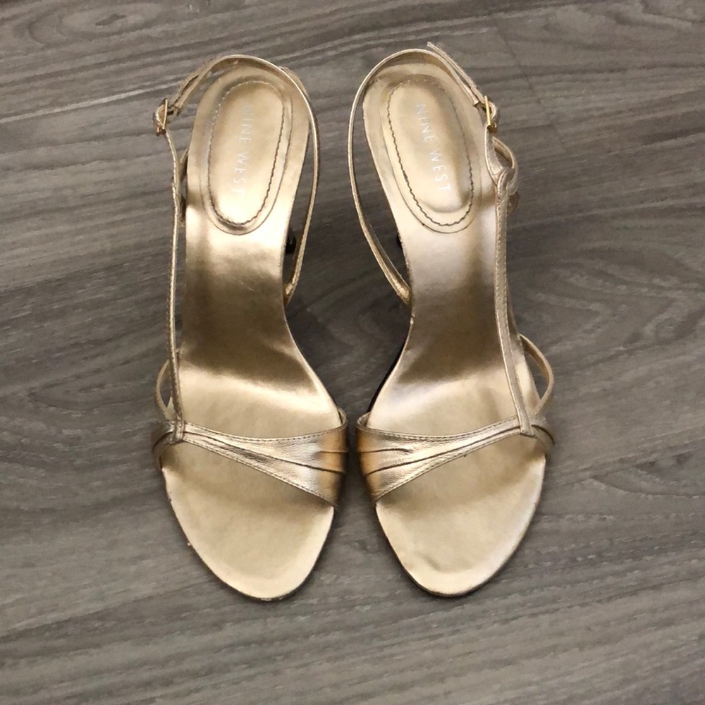 Gold tone Dress sandals nine west 6.5 used